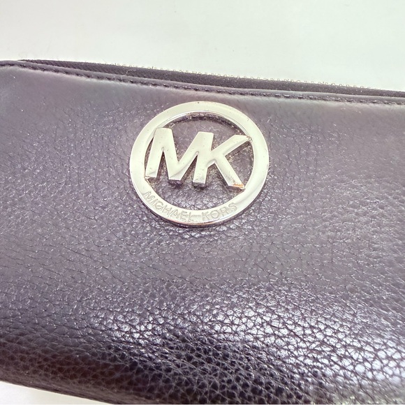 Michael Kors zip around black pebbled leather wristlet or phone case. - Picture 2 of 6